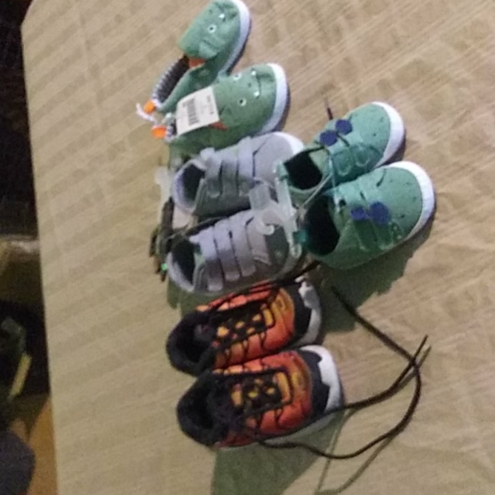 Boy shoes